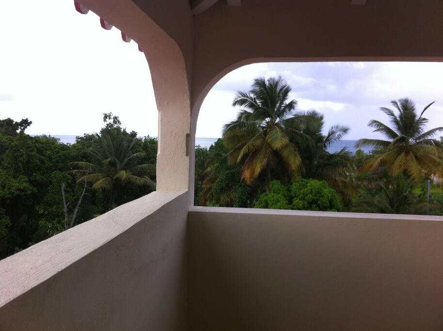 Haut De Villa Avec Vue Sur La Mer Sainte-Rose Buitenkant foto